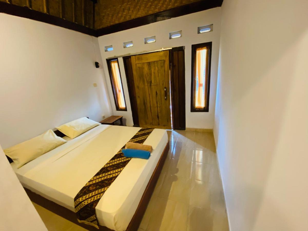 Diki Bungalow Kuta  Exterior photo