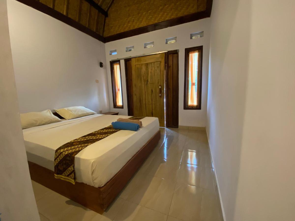 Diki Bungalow Kuta  Exterior photo